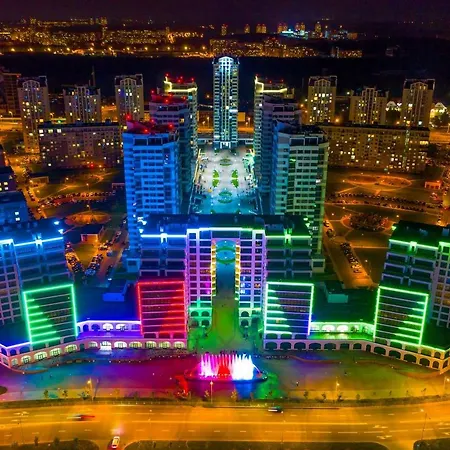 у Dana Mall Минск